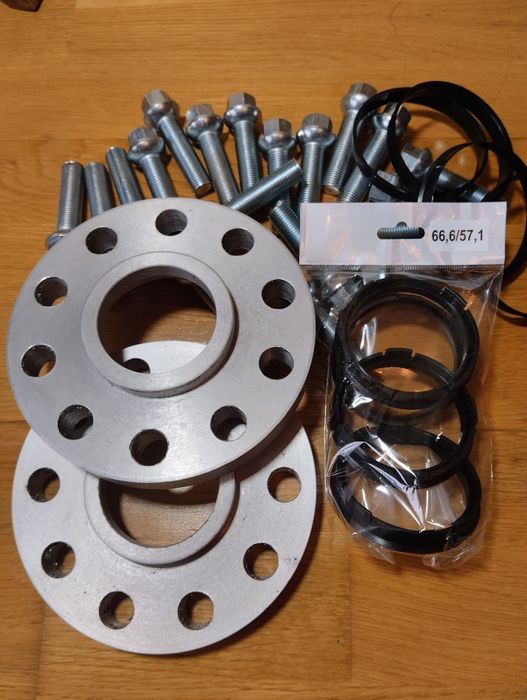 Болти колеса проставки диски центровочні кільця