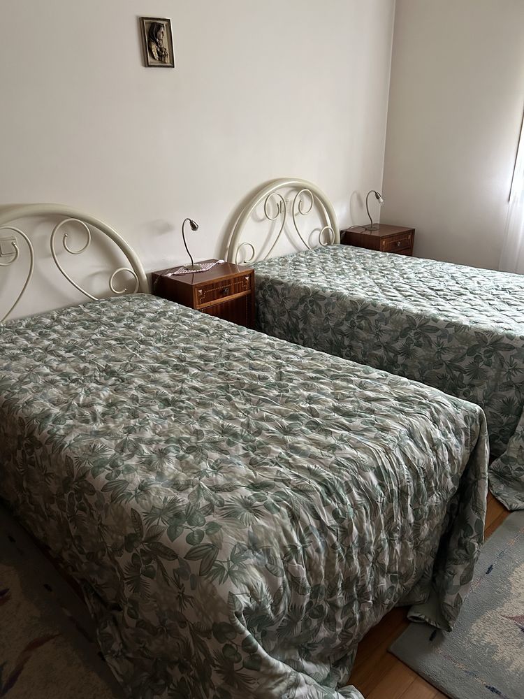 Quarto em residencia de estudantes femininas