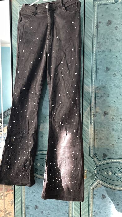Штани з камінчиками