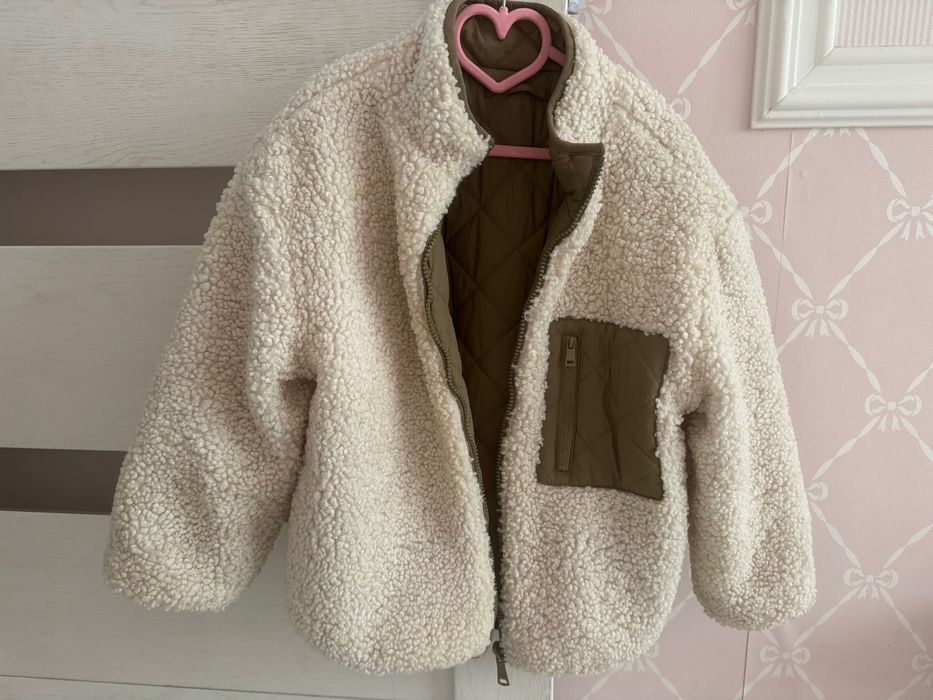 Куртка , курточка шубка двусторонняя на девочку размер 134-140