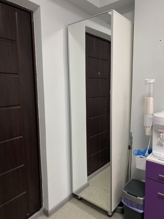 Мебель для мастера маникюра, стол, тумбочка