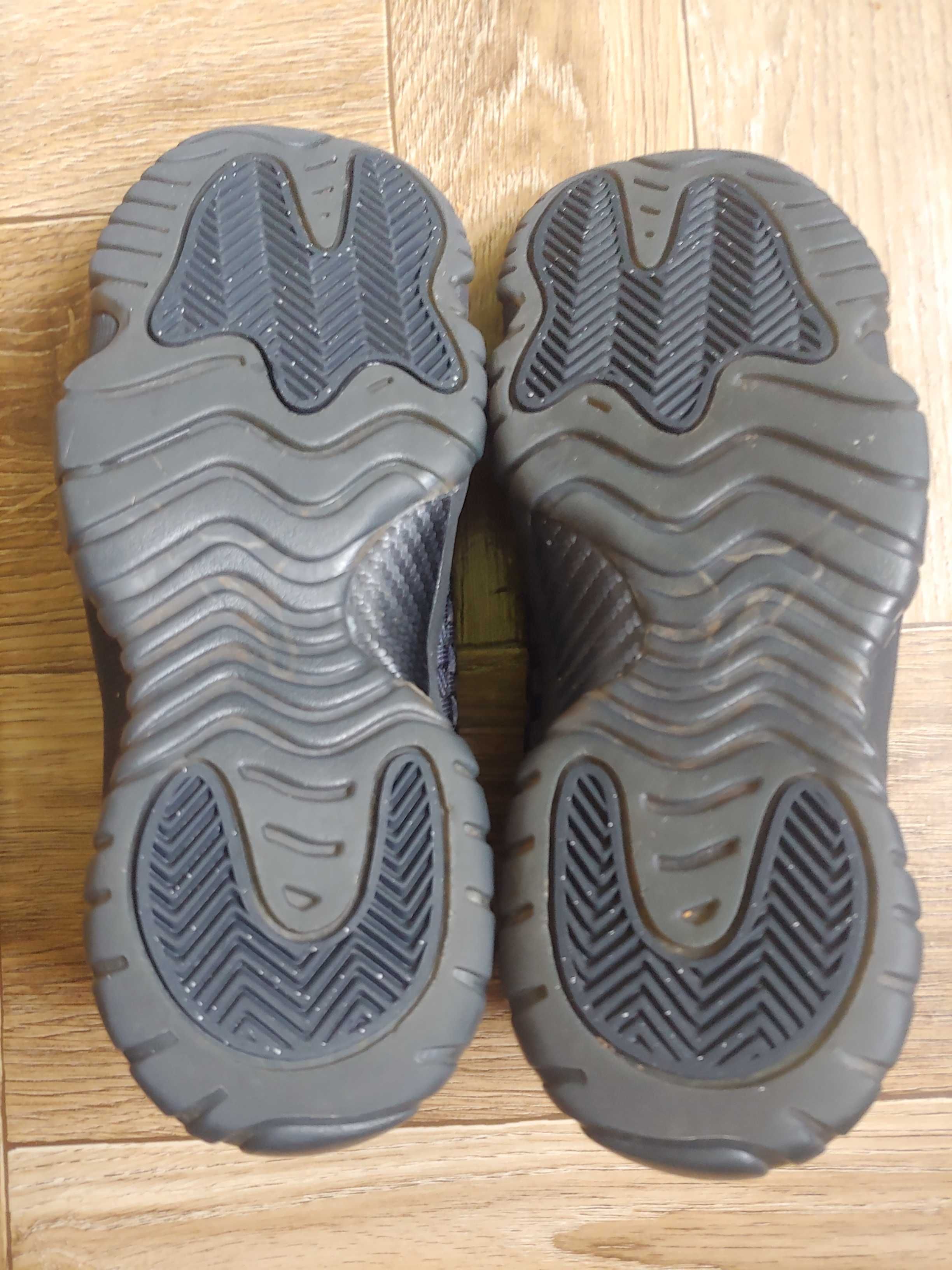 Buty dziecięce Jordan Future Triple Black