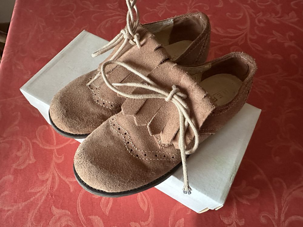 Sapatos camurça beje