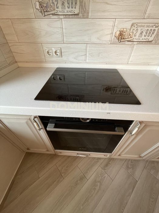 Продається 3 кімнатна квартира в м. Хуст