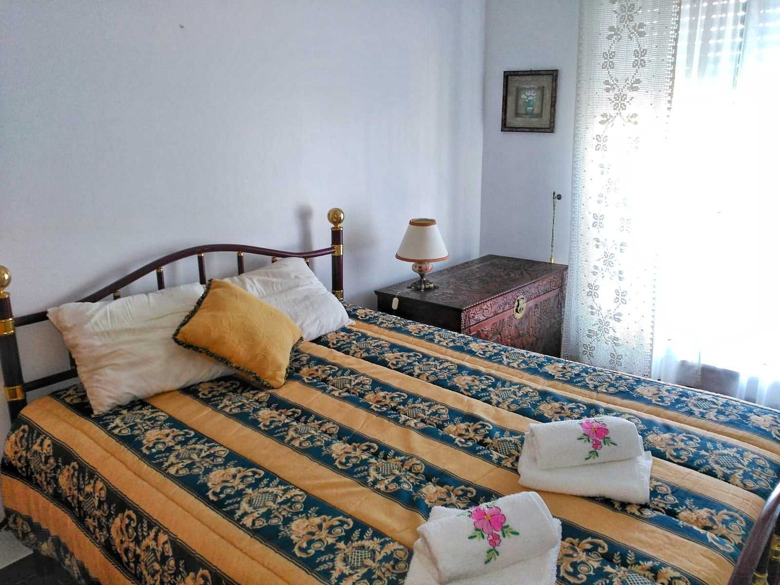 Quarto em apartamento na praia S. Bernardino-Peniche