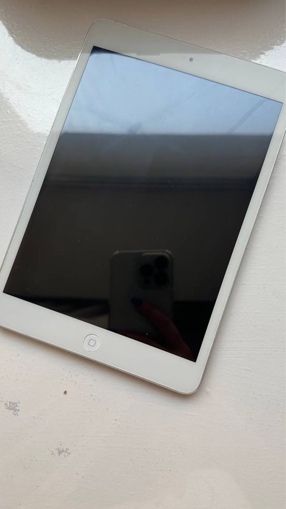 Продам айпад/iPad mini A1490
