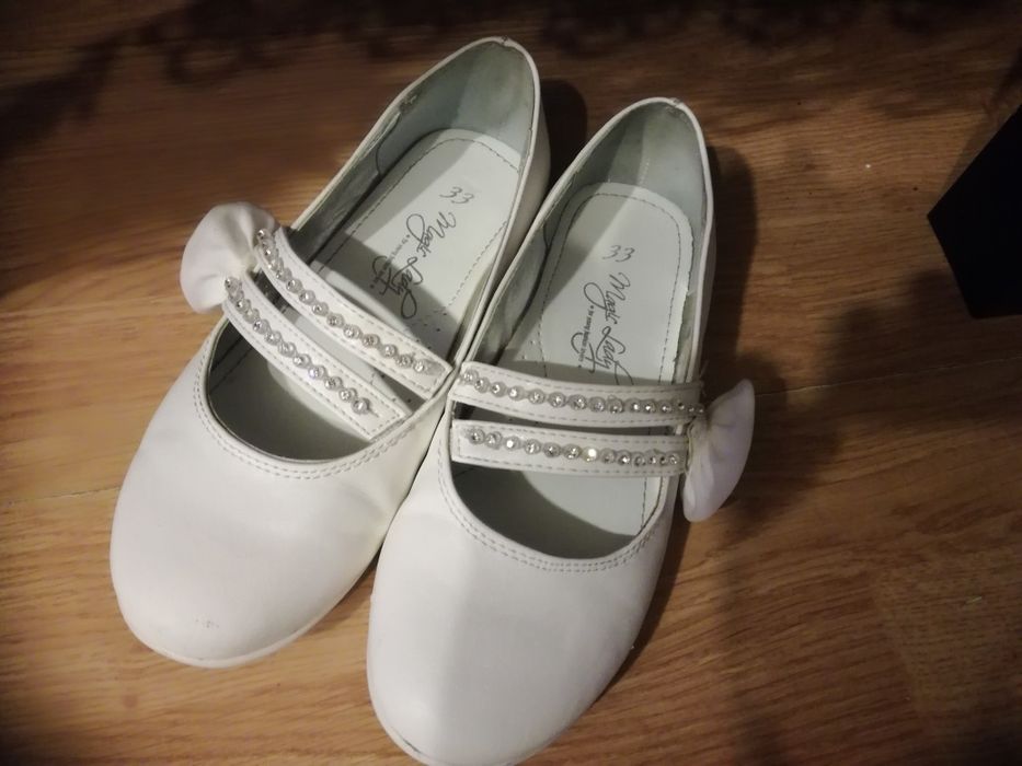 Buty białe komunijne rozmiar 33