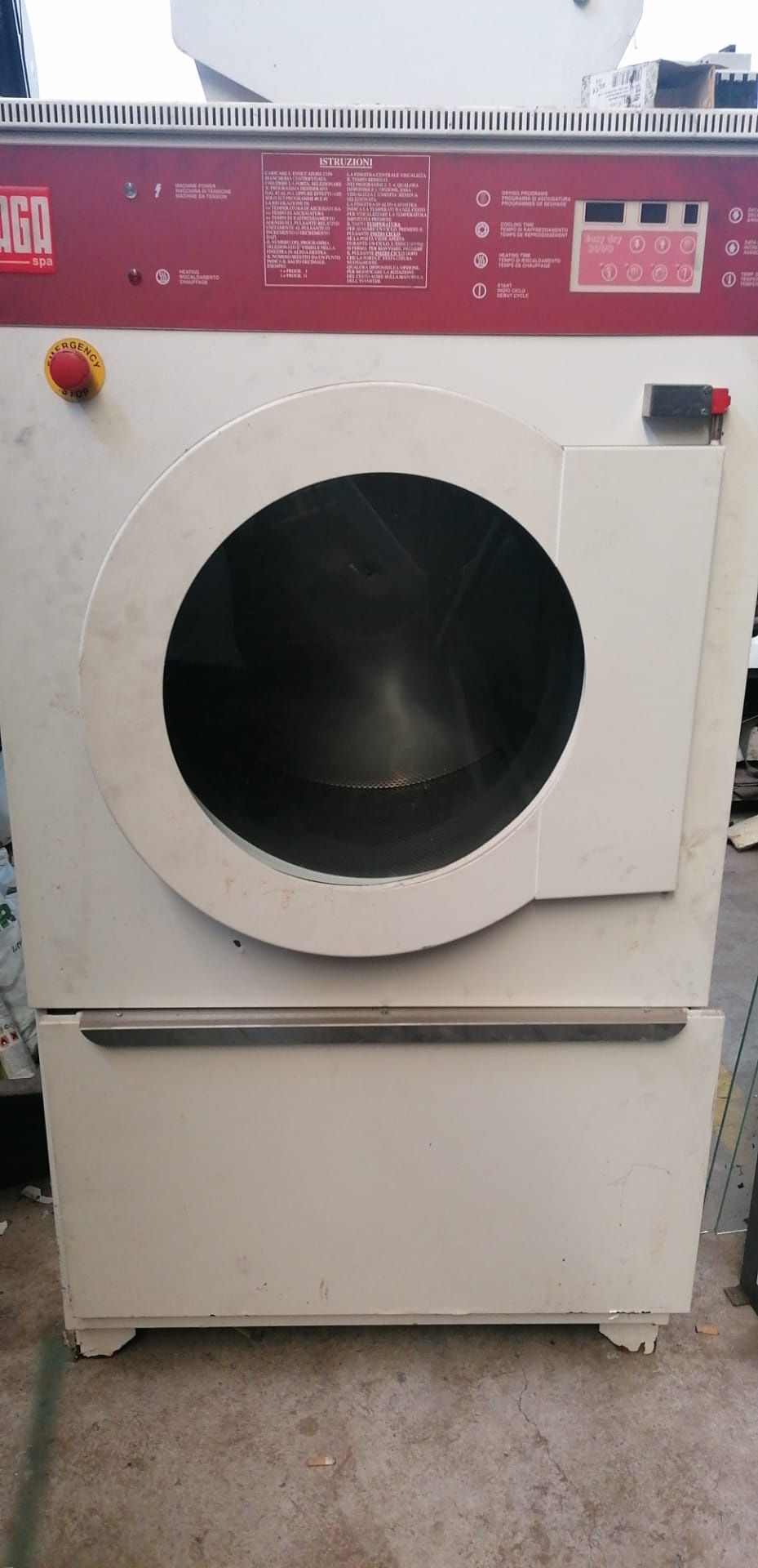 AGA secador usado lavandaria self service