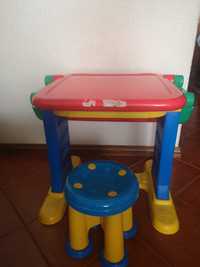 Mesa com banco Magnética para crianças