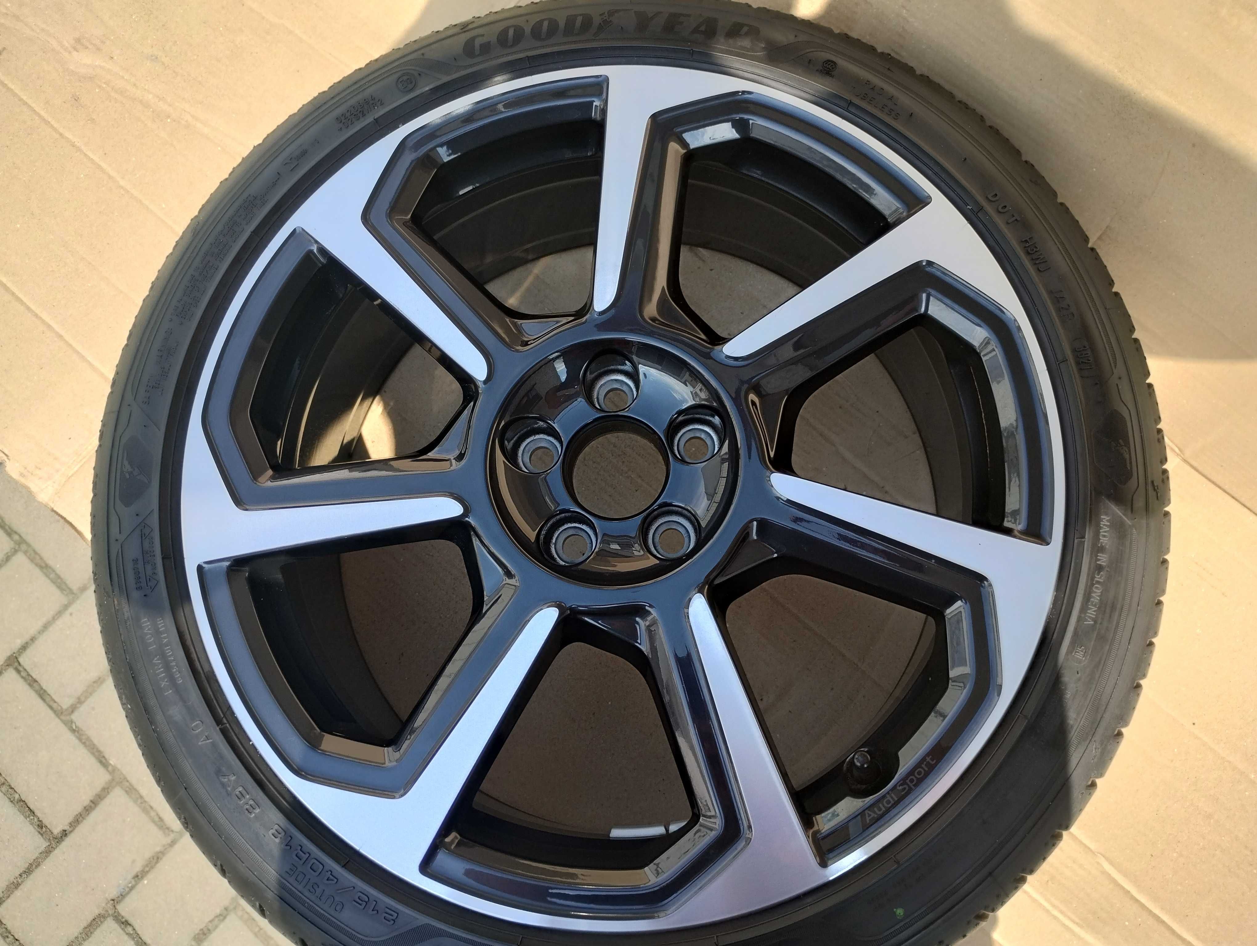 Felga aluminiowa Audi A1 II 82A 7.5x18" ET46