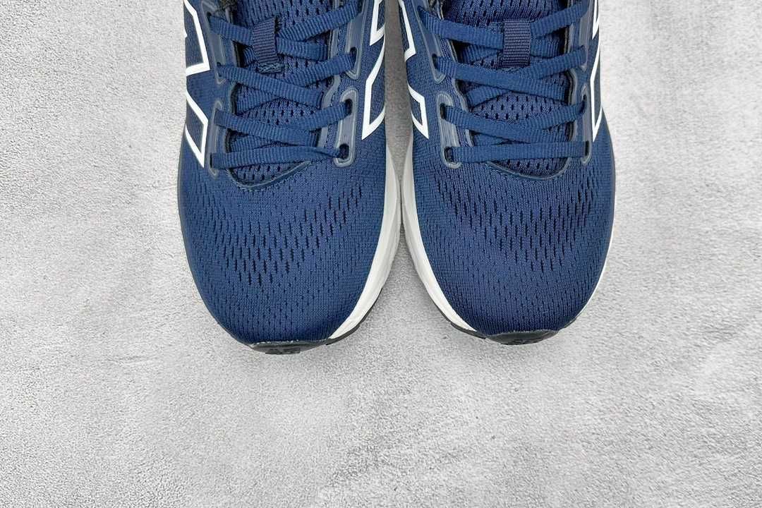 New Balance FuelCell Propel M880S11