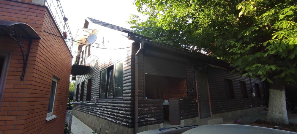 От хозяина. Крюковщина, продажа 2 домов с гаражём и участком
