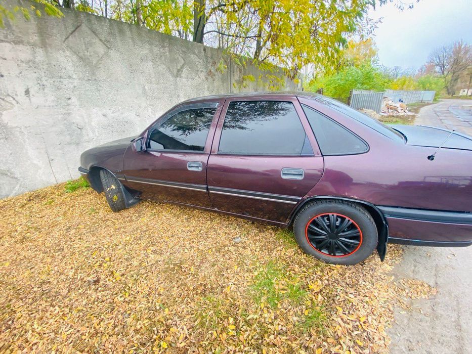 Продам Опель Вектра А 1,8 моно інжектор