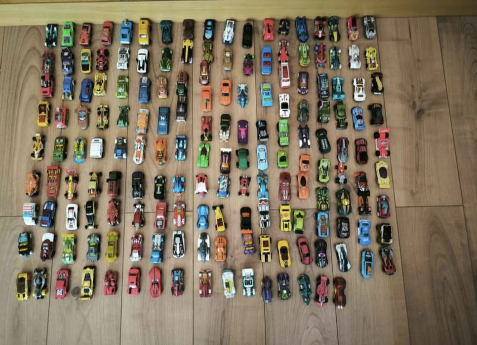 Pack 150 carros HOTWHEELS