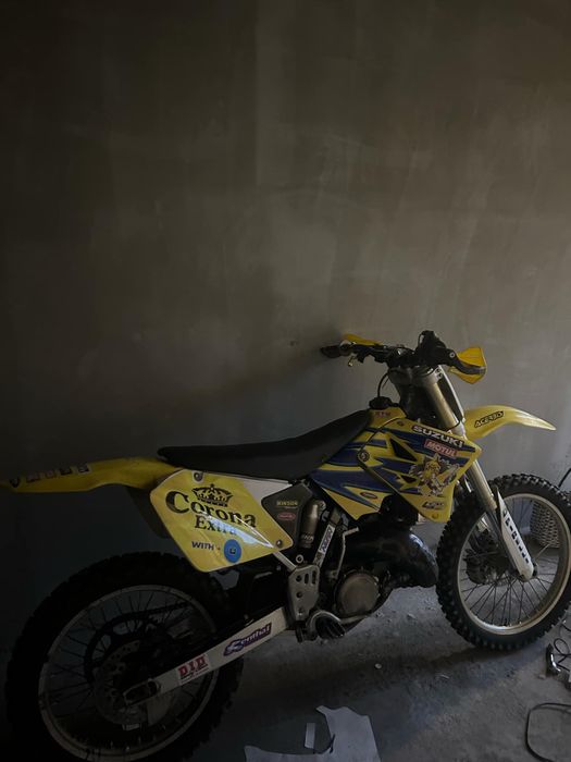 Suzuki rm 125 2t
