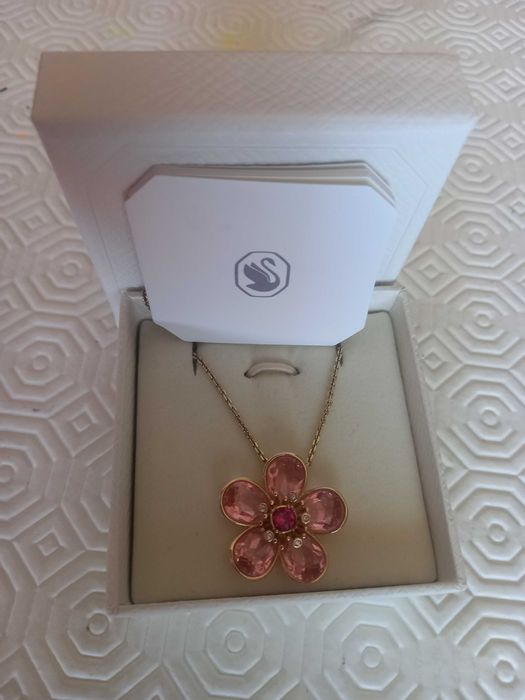 Colar Swarovski flor Rosa Idyllia Original