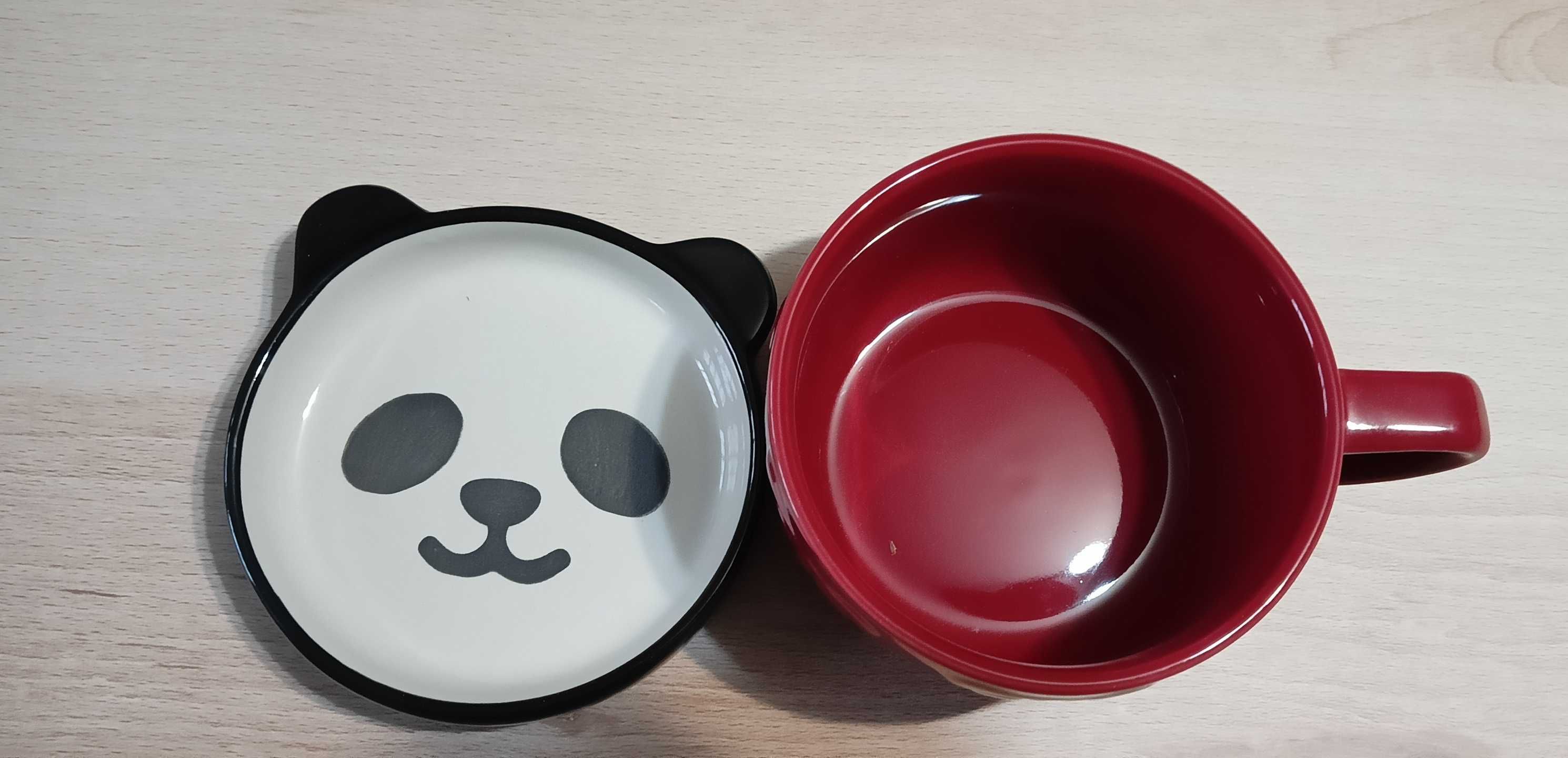 Kubek ceramiczny z pokrywką w kształcie pandy styl japoński czerwony