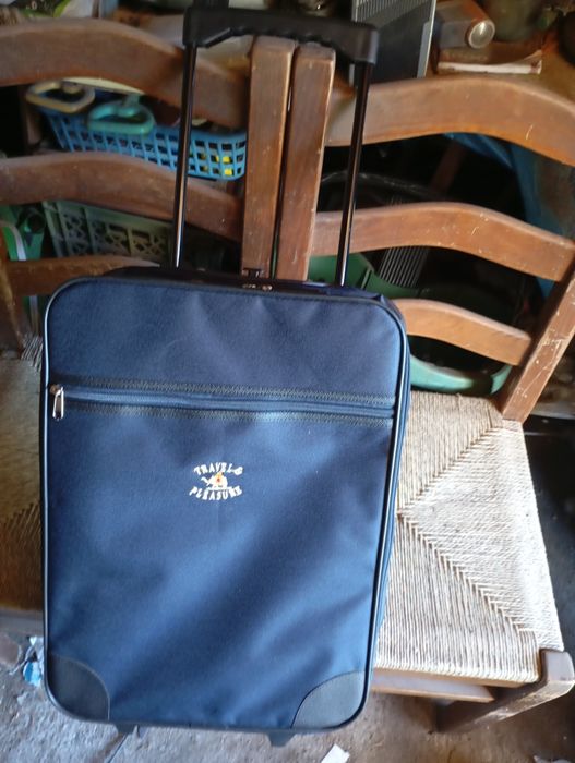 20€ mala de viagem para cabine usada 1 vez, entrego em Rio tinto