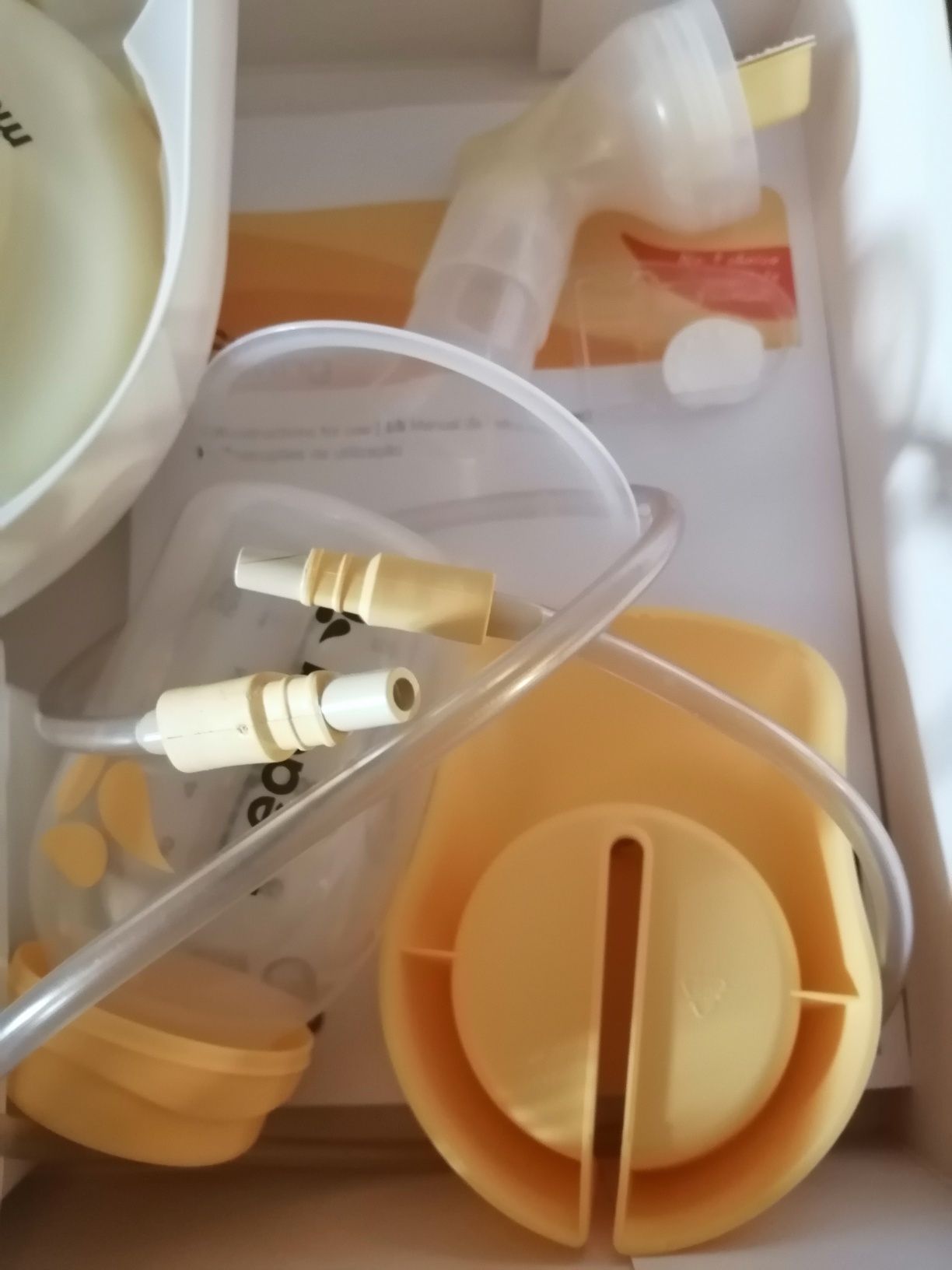 Extrator de leite materno Medela Swing