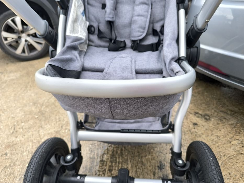 Carrinho de bebe kinderkraft veo 3 em 1