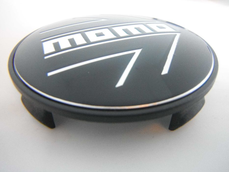 4 centros para jante ou volante, kit completo pronto a aplicar MOMO