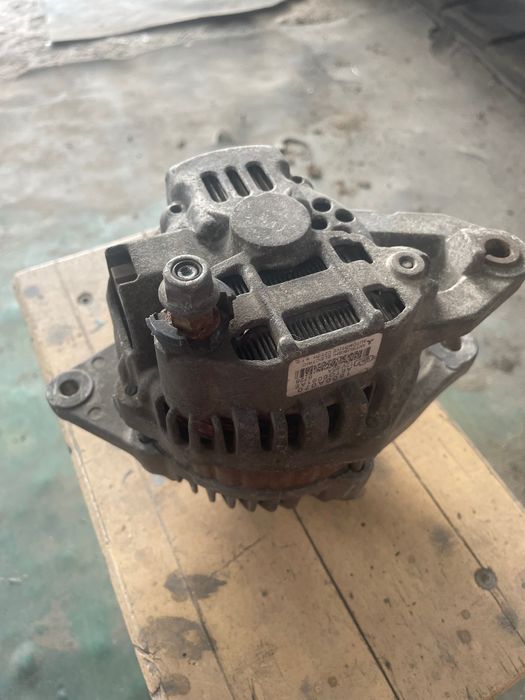 Генератор Mitsubishi Colt VI 2006