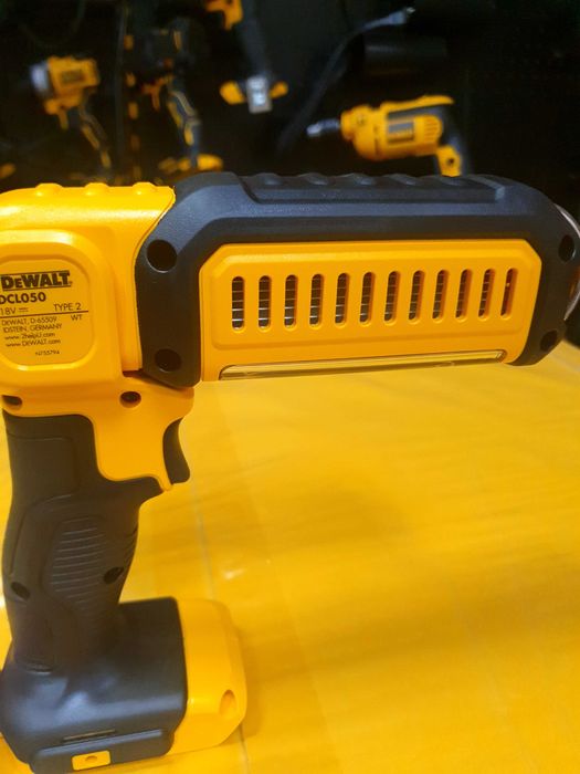 Ліхтар світлодіодний акумуляторний DeWALT DCL050(Фонарь)