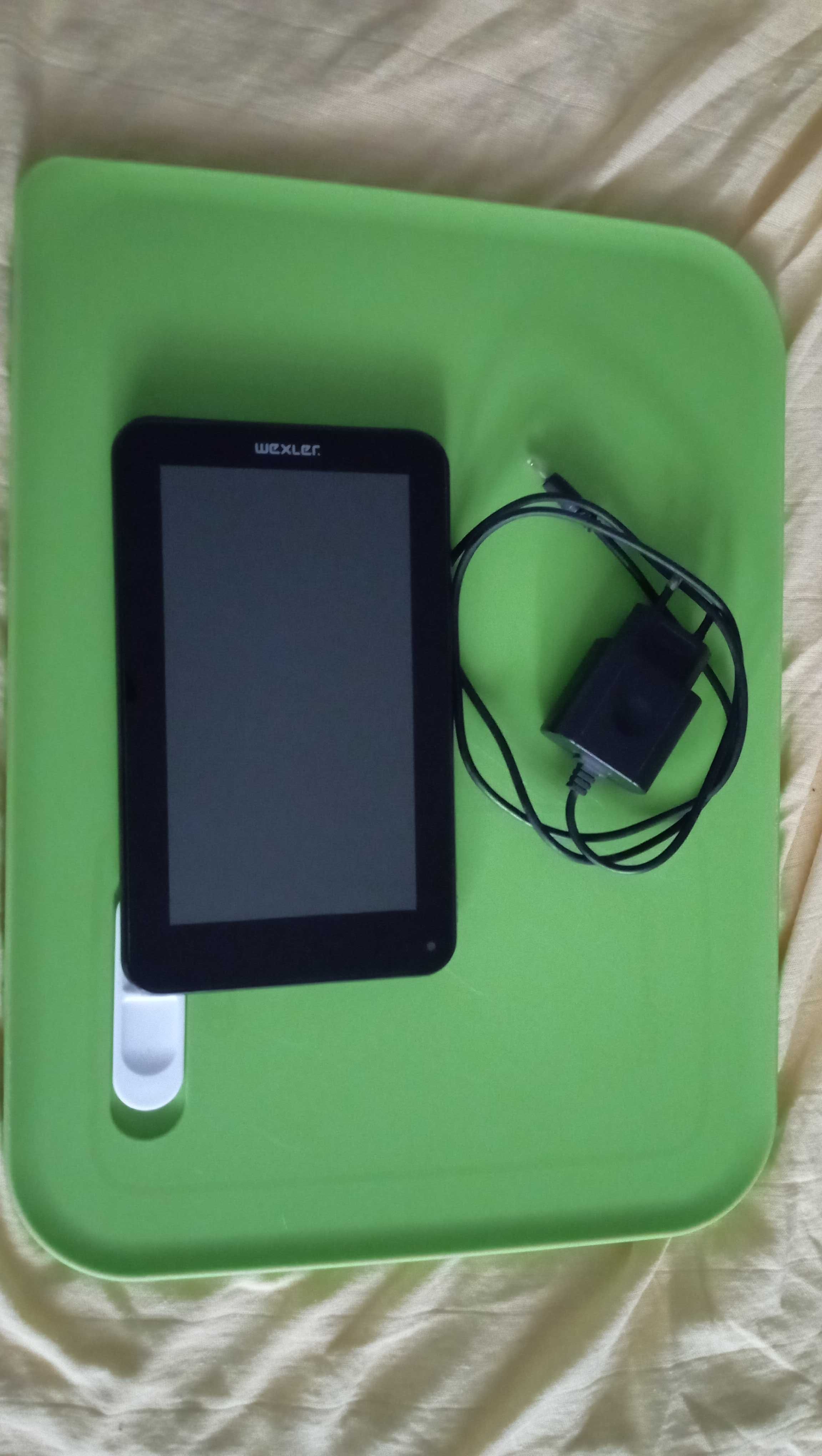 Планшет Wexler.Book T7008 рабочий