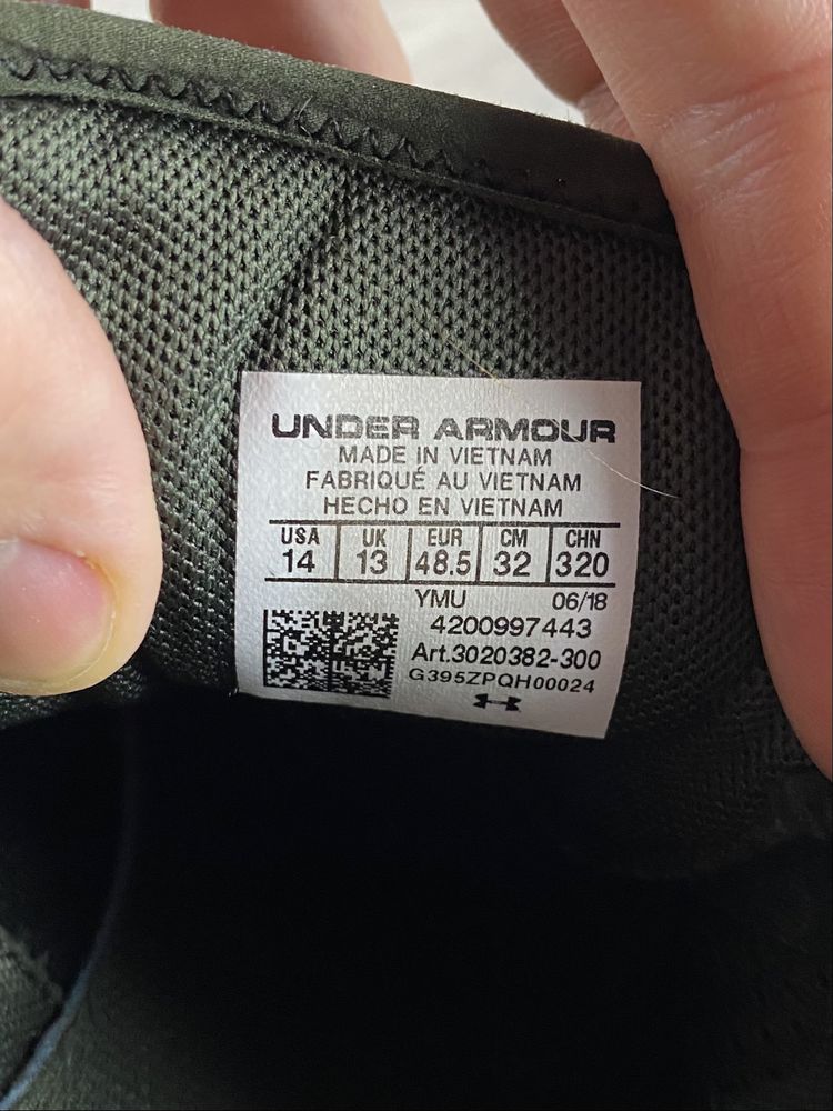 Under armour charged кроссовки 48 размер хаки оригинал