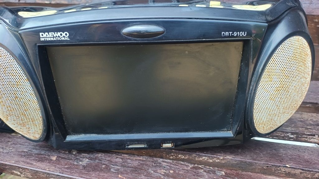 Продам музыкальный центр DAEWOO DBT 910U.