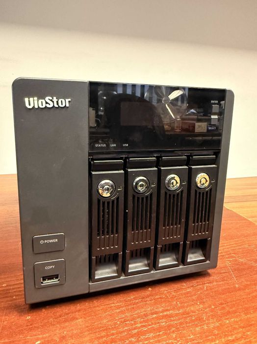Viostor VS-4116 Pro+ plus 4 dyski QNAP NAS