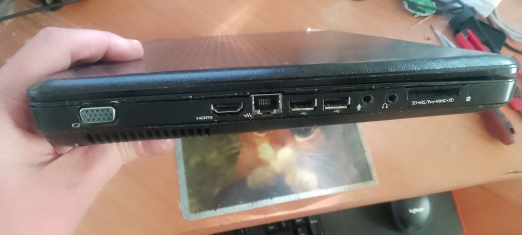 На запчастини ноутбук HP g62