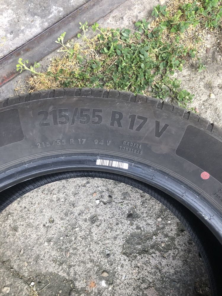 Opony letnie 215/55/R17 V     Cztery sztuki