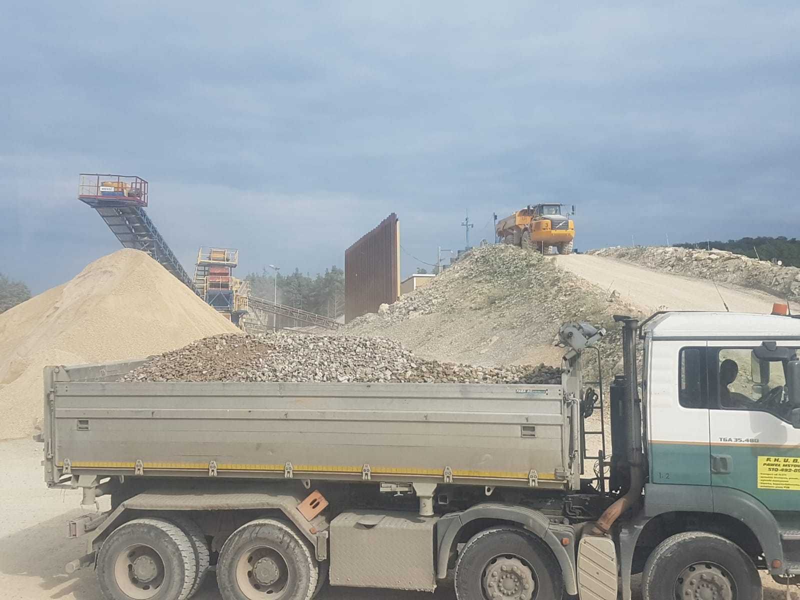 Usługi wywrotka transport materiałów sypkich, cztero ośki, patelnie,