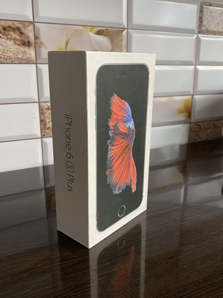 Продаю Iphone 6s plus на 16 GB