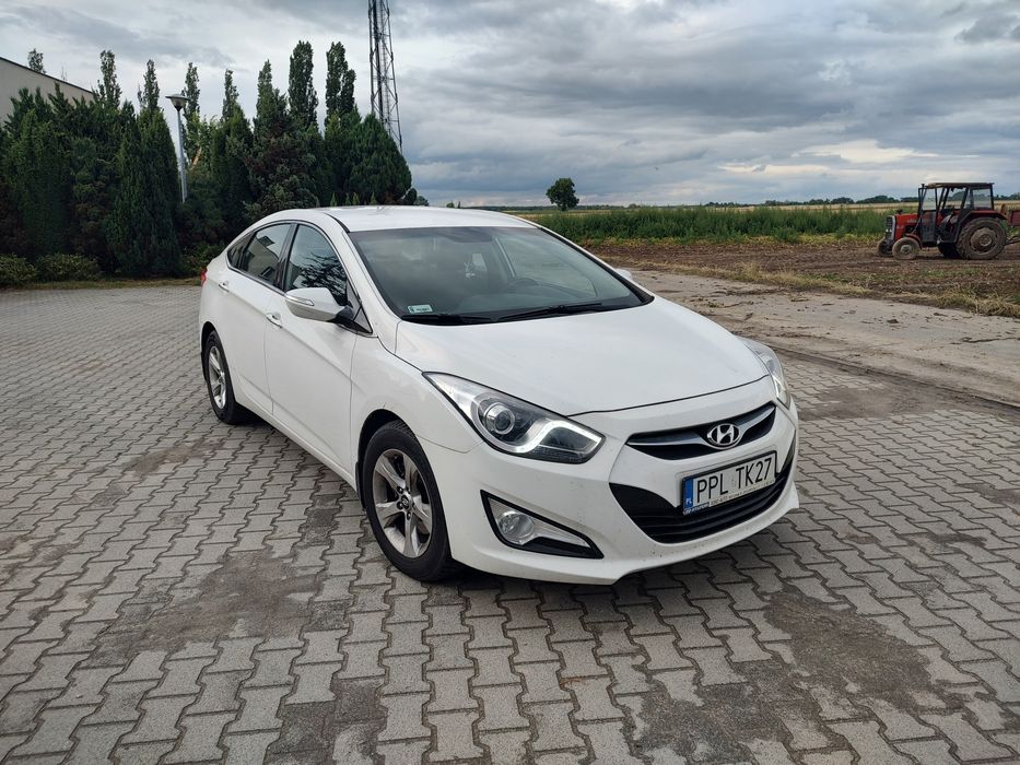 Sprzedam lub zamienię na dostawcze Hyundai i40