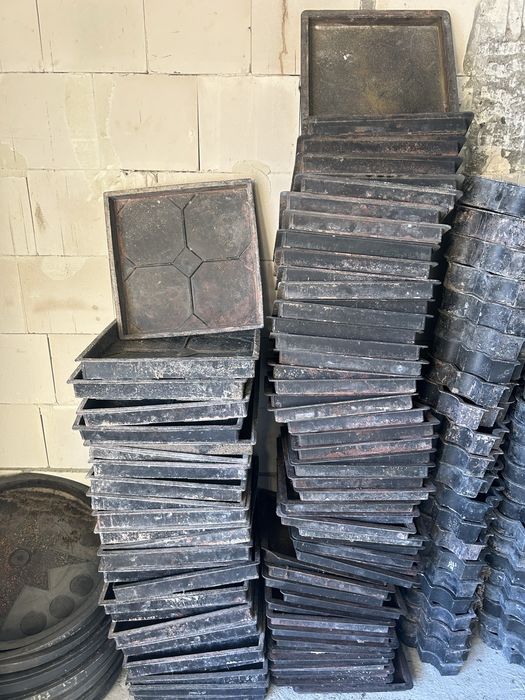 Formy do polbruku i plytek betonowych