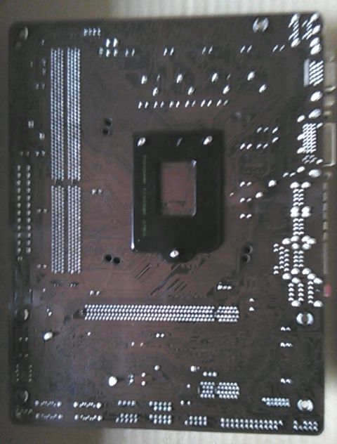 Материнская плата ASROCK H61M-DGS R2.0 Socket 1155 под восстановление