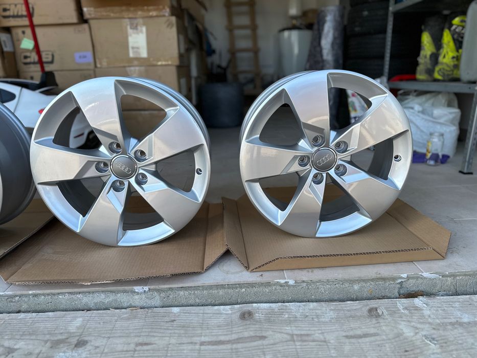 Oryginalne nowe alufelgi Audi 5 x 112 et 47 7.0j 57.1  17 cali