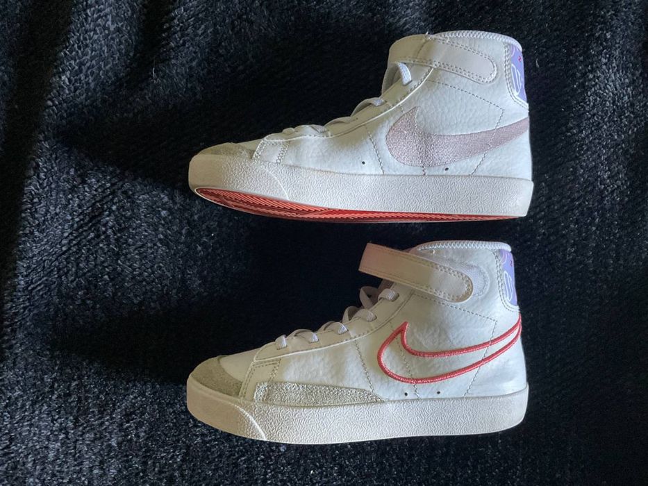 Снікерcи Blazer Mid '77 CZ1055 100 Білий nike