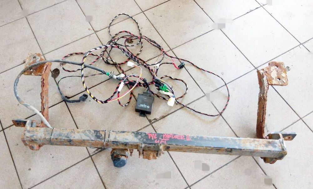 PEUGEOT PARTNER II LIFT HAK HOLOWNICZY WIĄZKA INSTALACJA