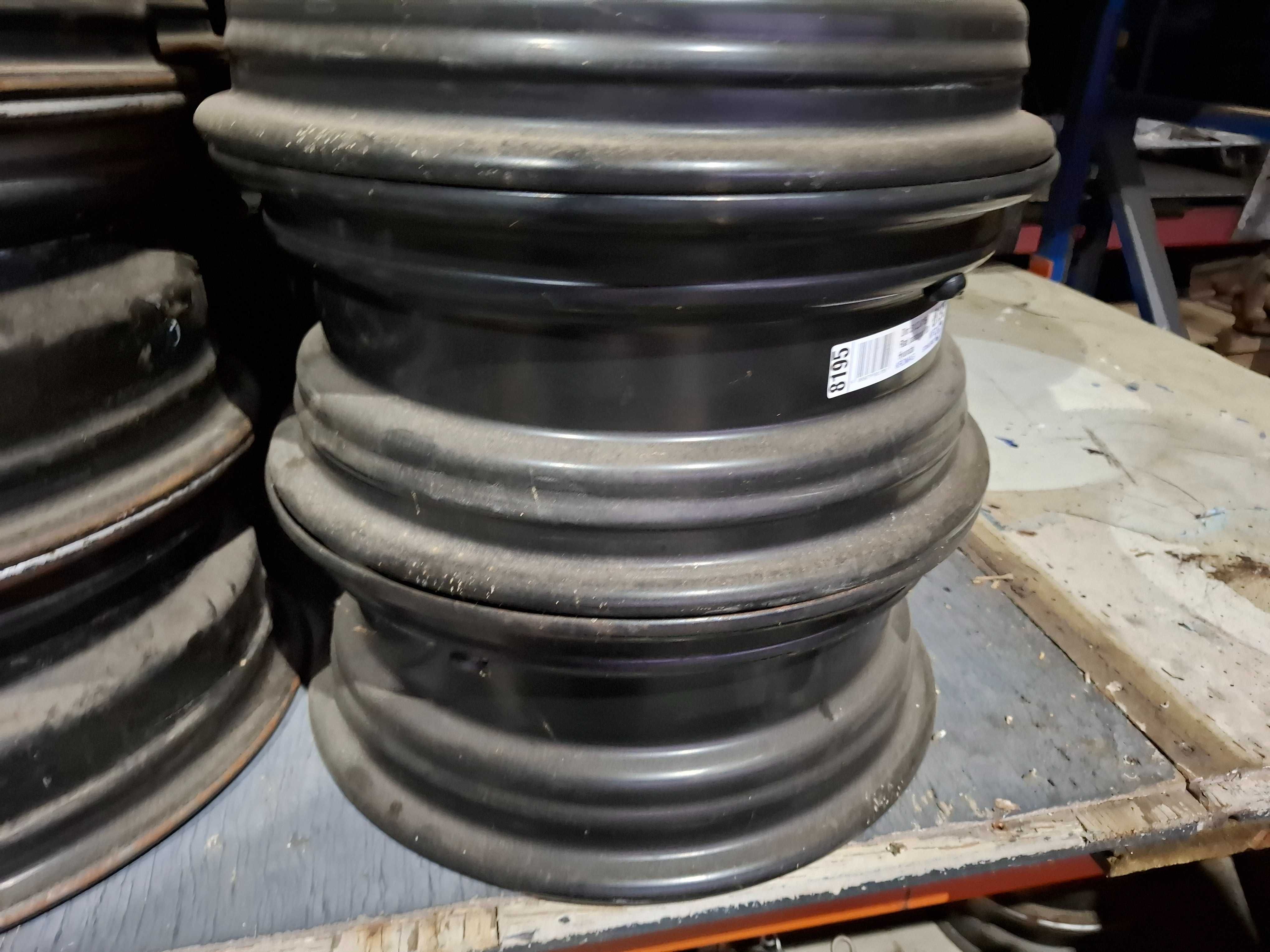 4x Felgi stalowe 15" Hyundai 4x114,3 ET46 KFZ KROMAG