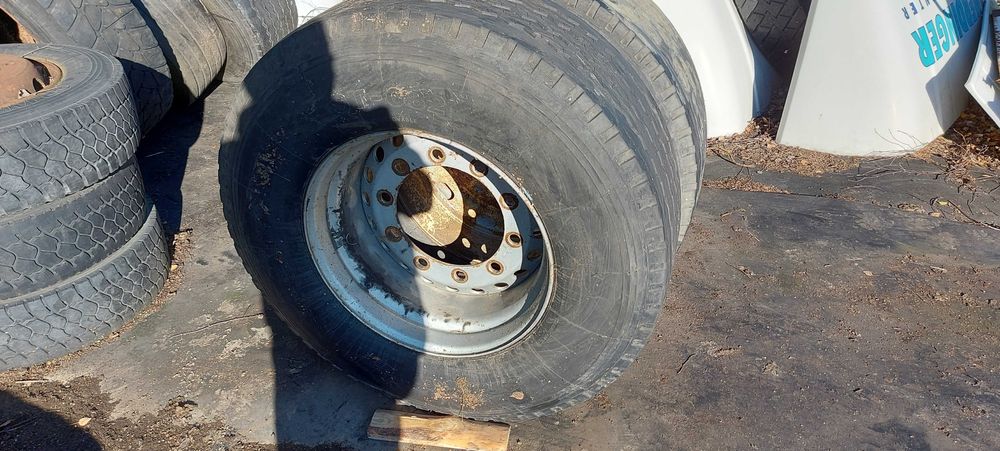 Koła 2szt SATOYA ST-082 385/65 R22,5 naczepa Super stan