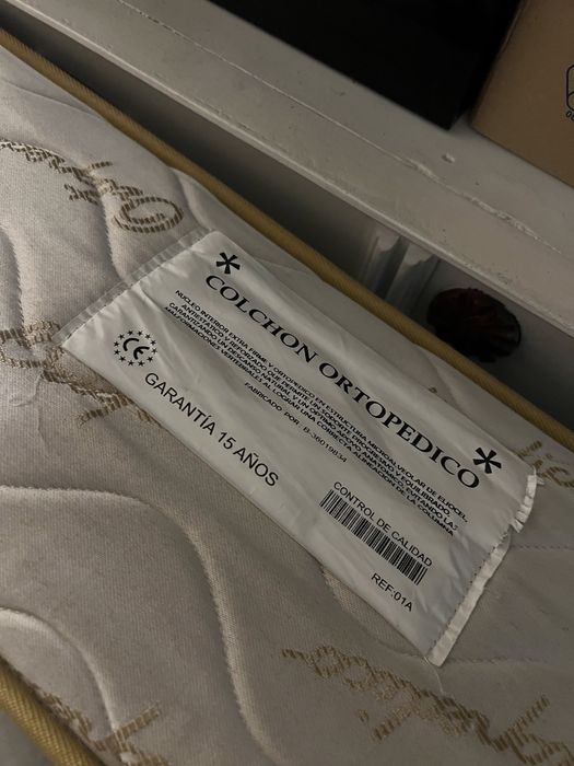 Colchao para cama de 1.35 por 1.85m