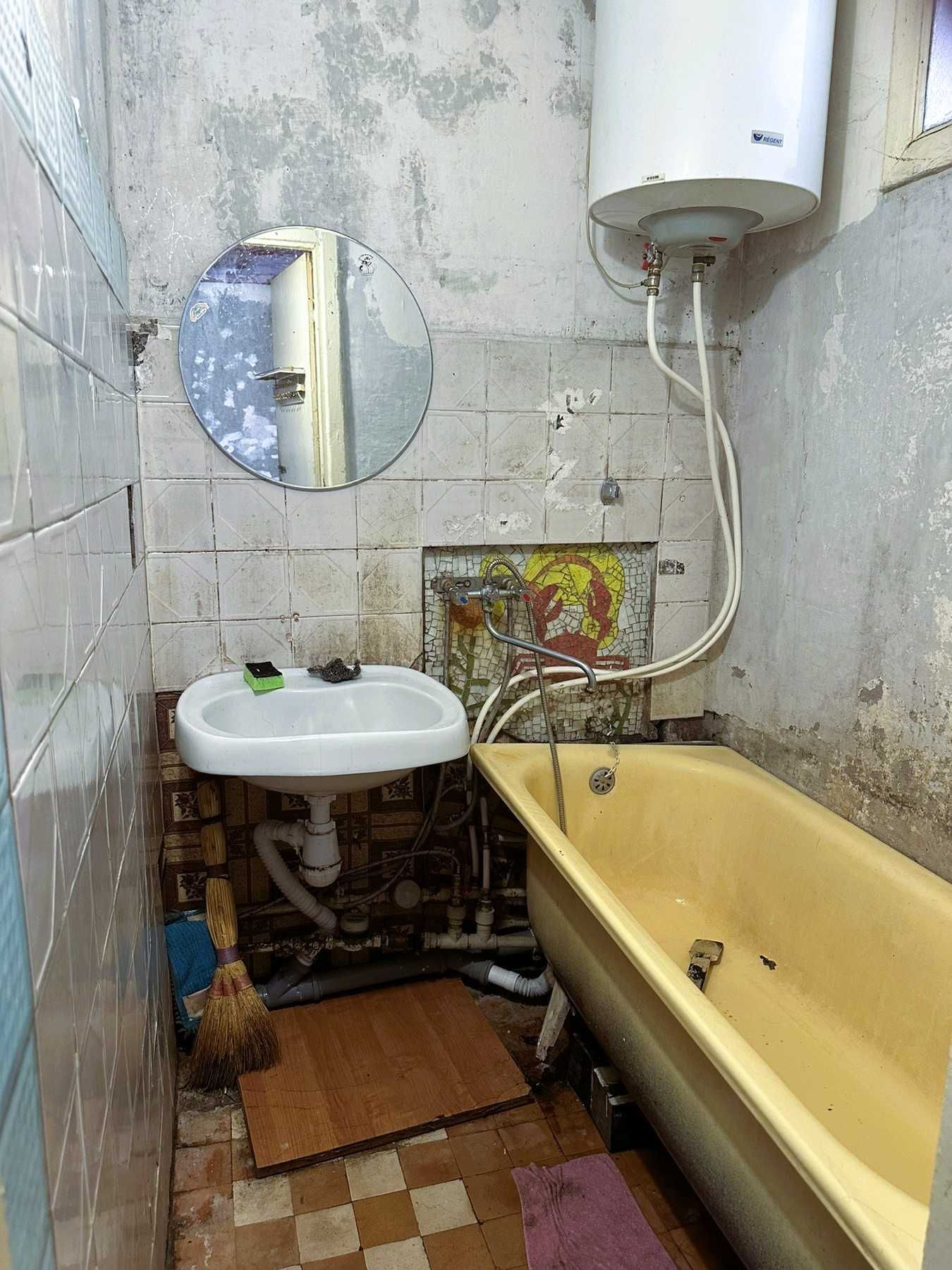 Продам 2 комн. квартиру по срочной цене
