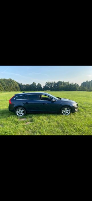 V60  plug in 288 KM  4x4   1 wlasciciel  super stan