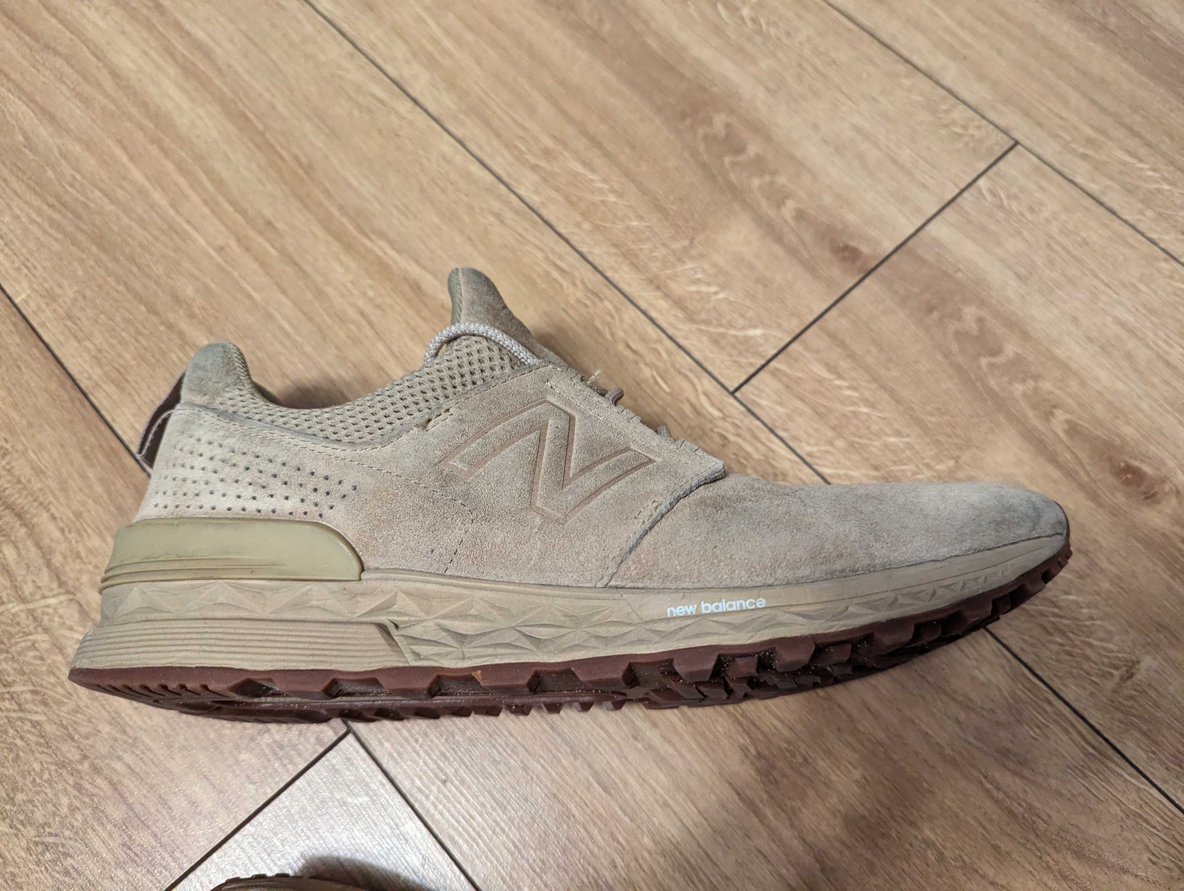 Buty New Balance 574 skórzane beżowe rozmiar 44.5 MS574DD