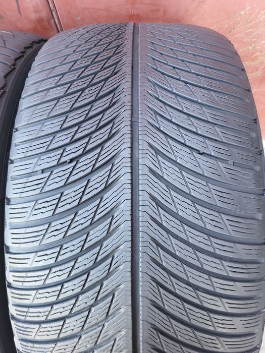 295/40/21 R21 Michelin Pilot Alpin 5 SUV 4шт ціна за 1шт шини