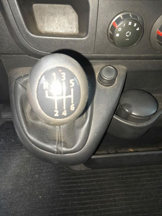 Vendo Renault master 2.3 cdi