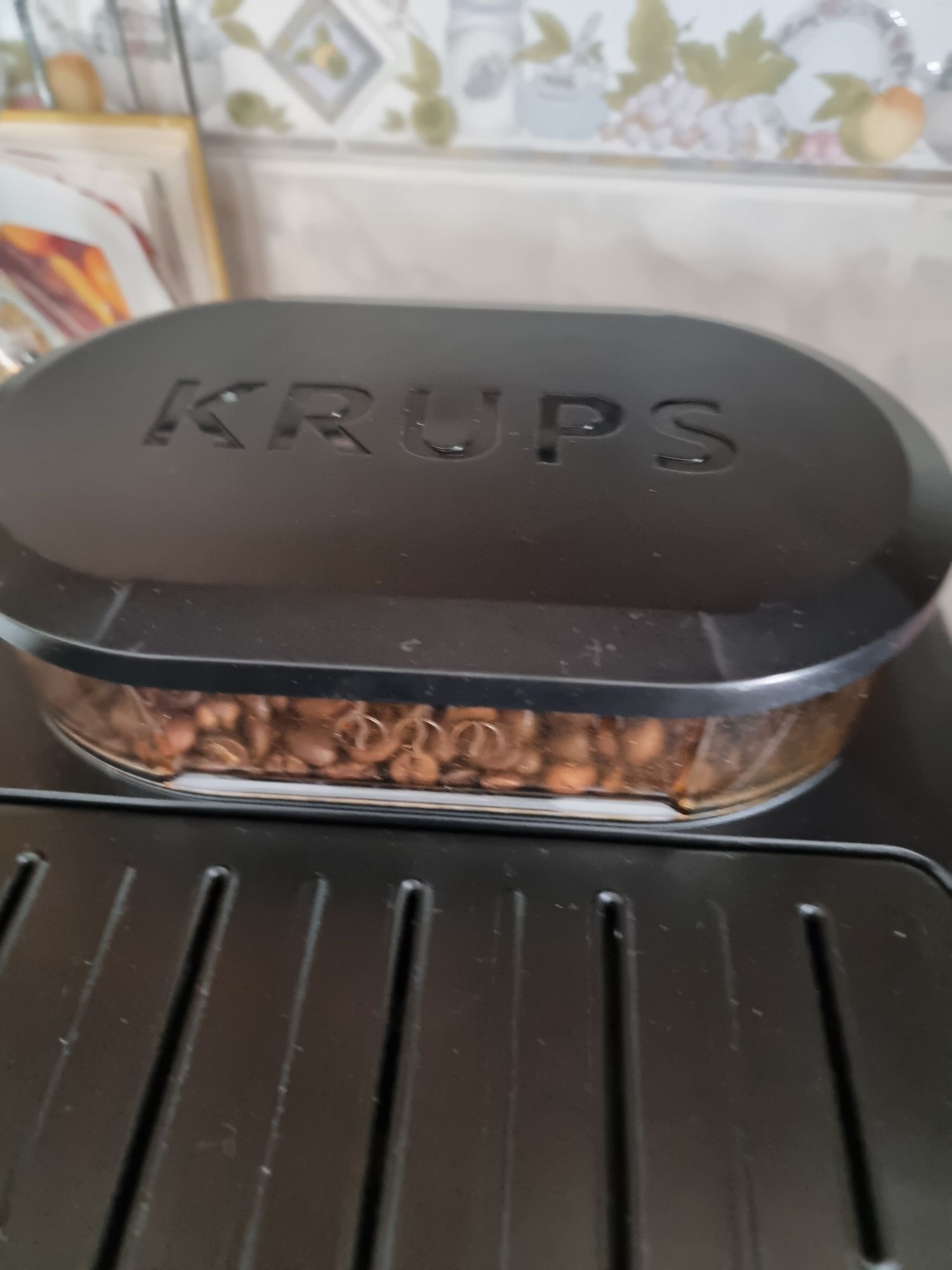 Máquina de café Krups.